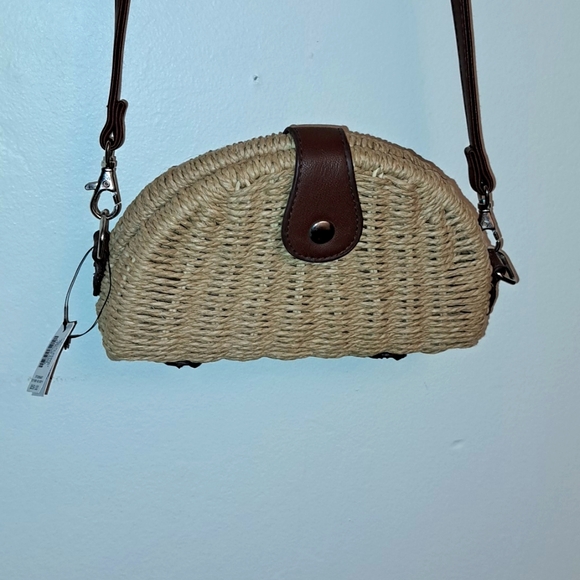 White House Black Market Handbags - Awesome WHBM Small Crossbody Bag. NWT